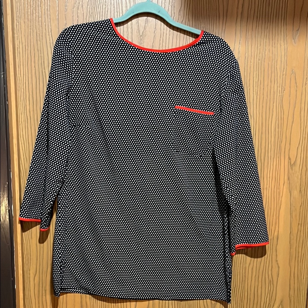 Jones New York women’s large top!